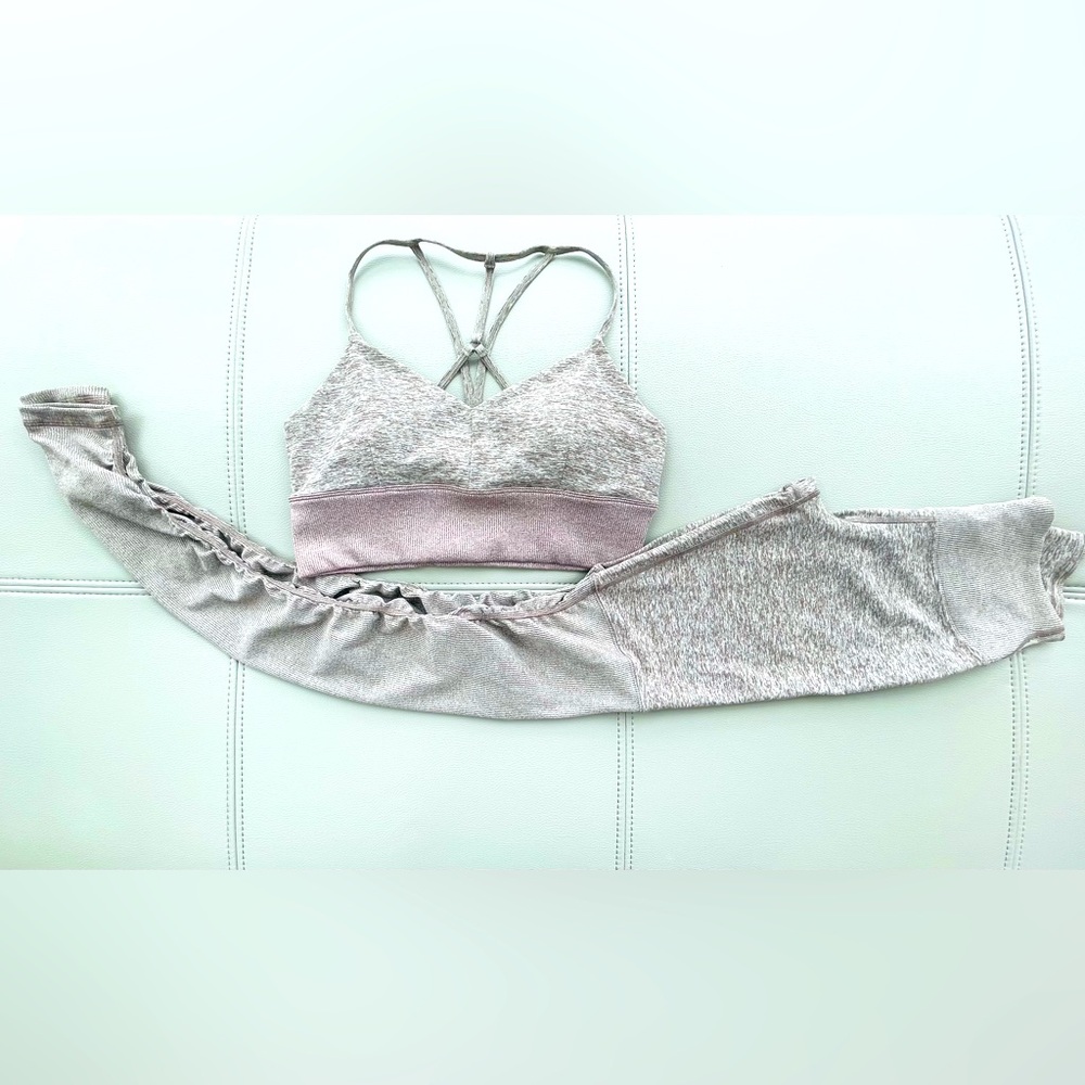 NWOT! ALO YOGA 2-Piece Set - Goddess Legging Size XXS + Alosoft Lush Bra Size L